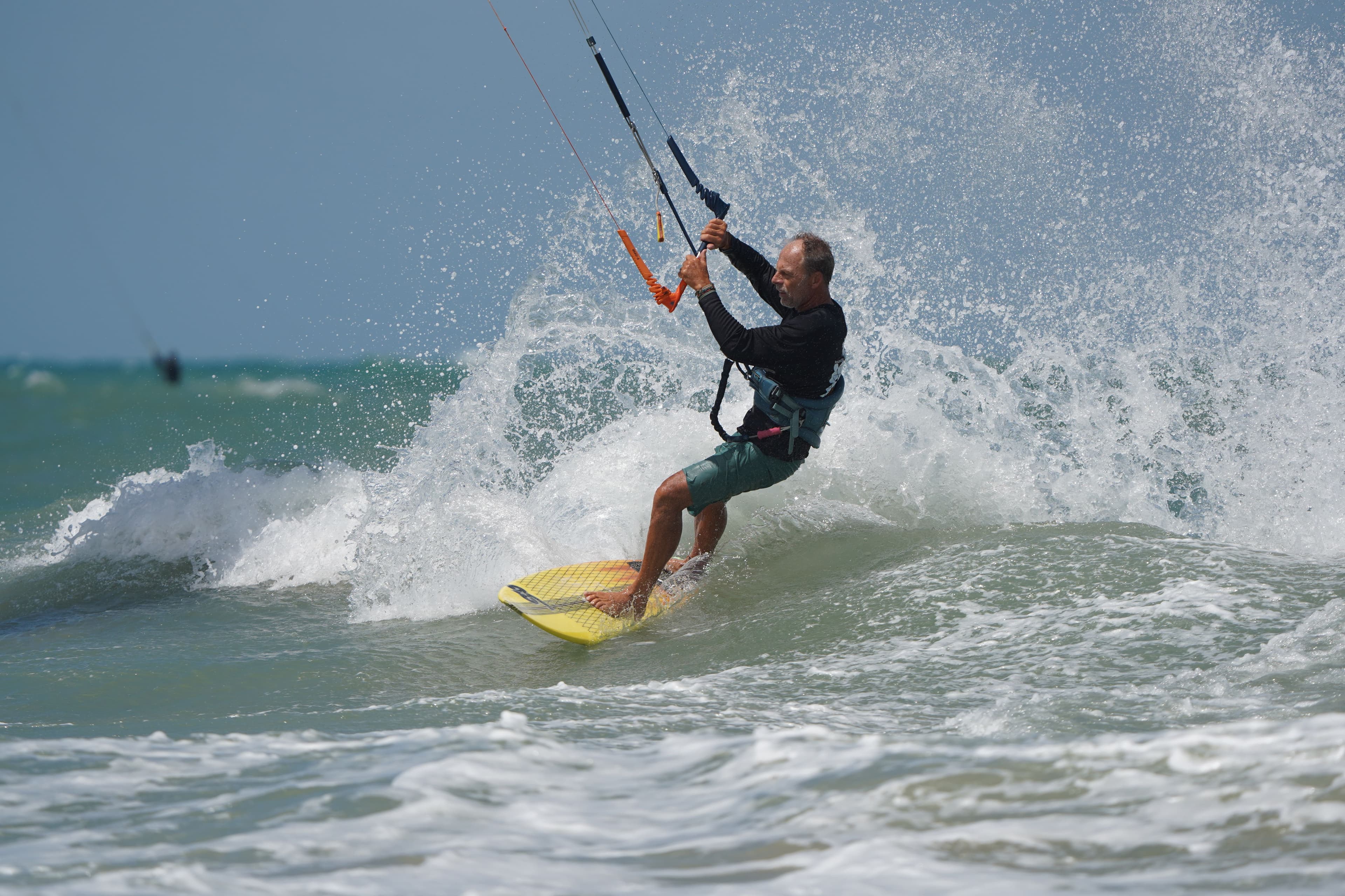 Caught in the Flow: Paracuru's Kite Life - Image 3